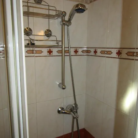 House Batel * 沃德年