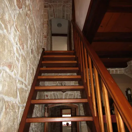 House Batel Дом отдыха Воднян